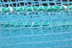 Какие шнуры используются при оснащении рыбоводного садка?